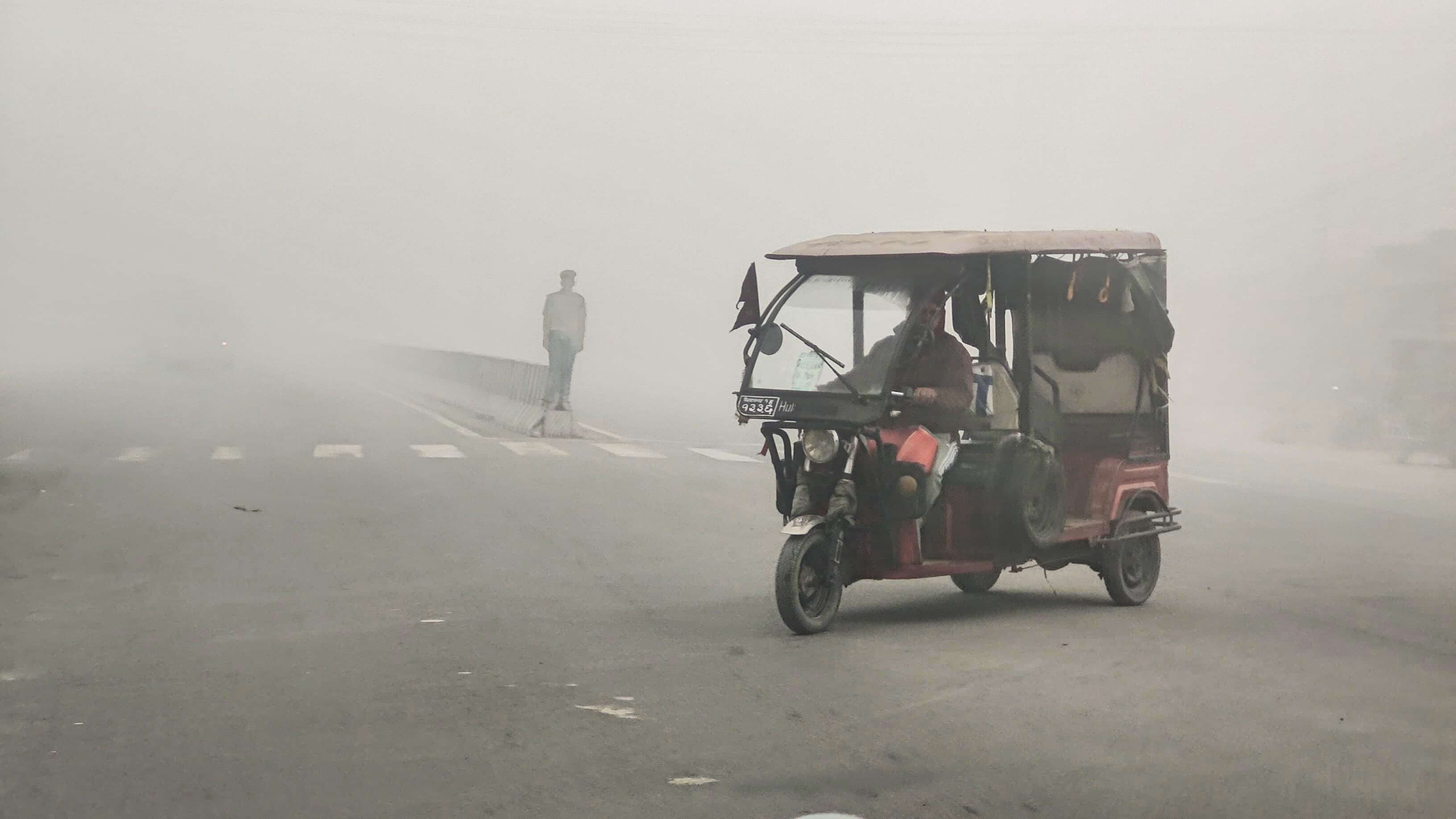 कुहिरो र हुस्सुले यातायात सेवा प्रभावित हुनसक्ने