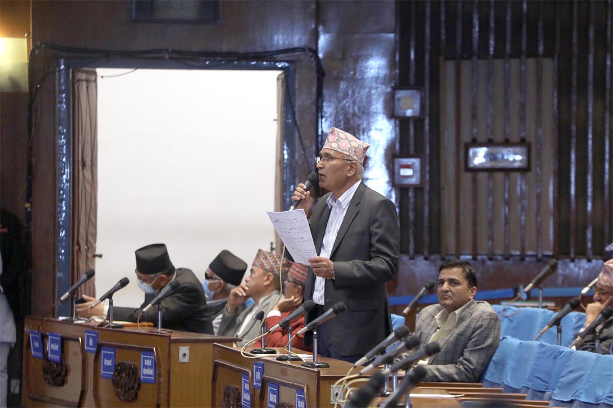 अर्थमन्त्रीमाथि पूर्वअर्थमन्त्रीको गम्भीर प्रश्न– बजेटअघि ११ सय विद्युतीय गाडी भित्रिनु संयोग मात्र हो ?