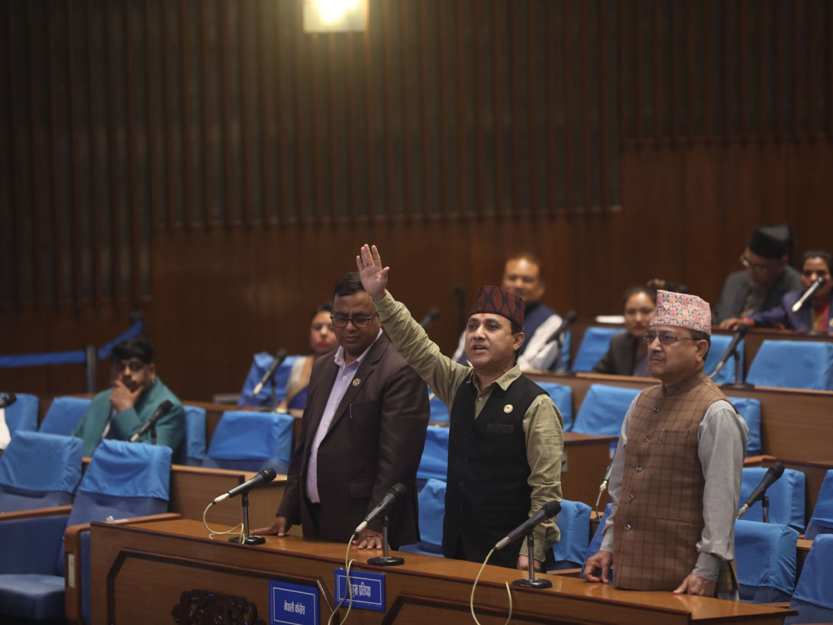 संसद्मा आज पनि कांग्रेसको अवरोध, आइतबारसम्मका लागि बैठक स्थगित