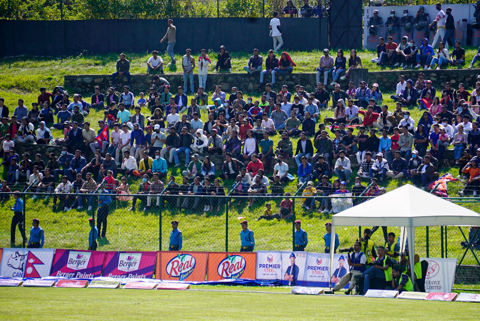 त्रिकोणात्मक टी-२० सिरिजको उपाधि यूएईलाई, नेपाल ४ विकेटले पराजित