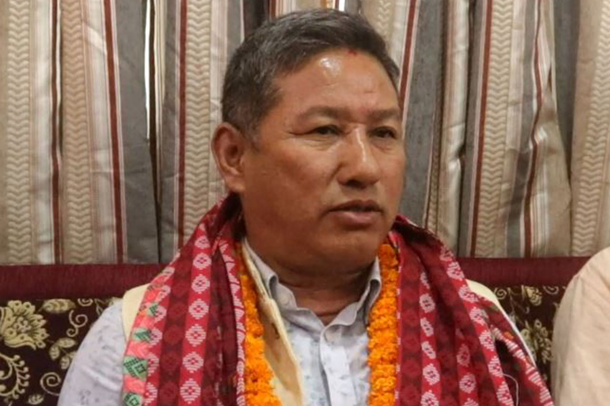 पहिचानवादीले निषेधको राजनीति गर्नु हुँदैन : मन्त्री लिम्बू