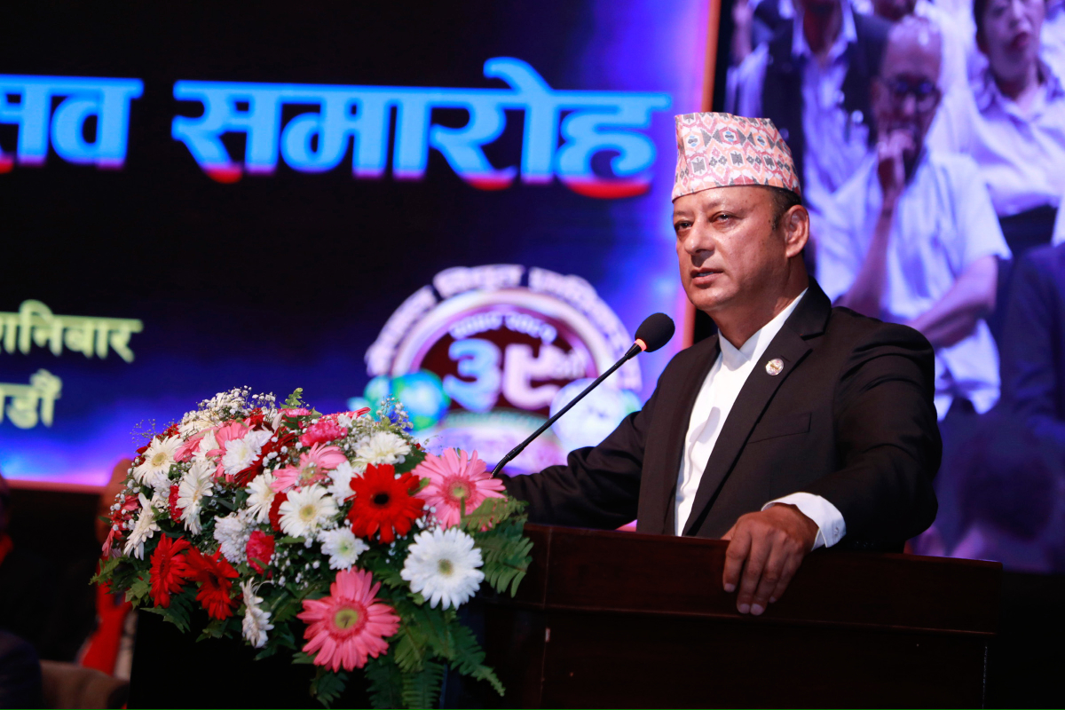 उद्योगको लाइन काट्नु भनेको घाँटी काट्नु सरह होः ऊर्जामन्त्री     