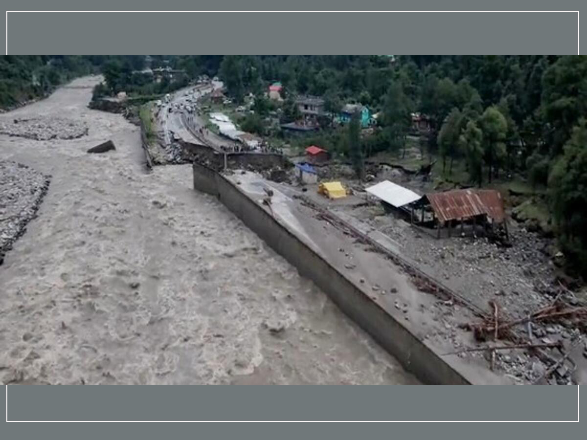 भारतको हिमाचल प्रदेशमा भारी वर्षाका कारण मृत्यु हुनेको संख्या ५५ पुग्यो