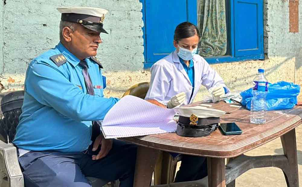 लापसे चेकिङमा पाँच चालक पक्राउ