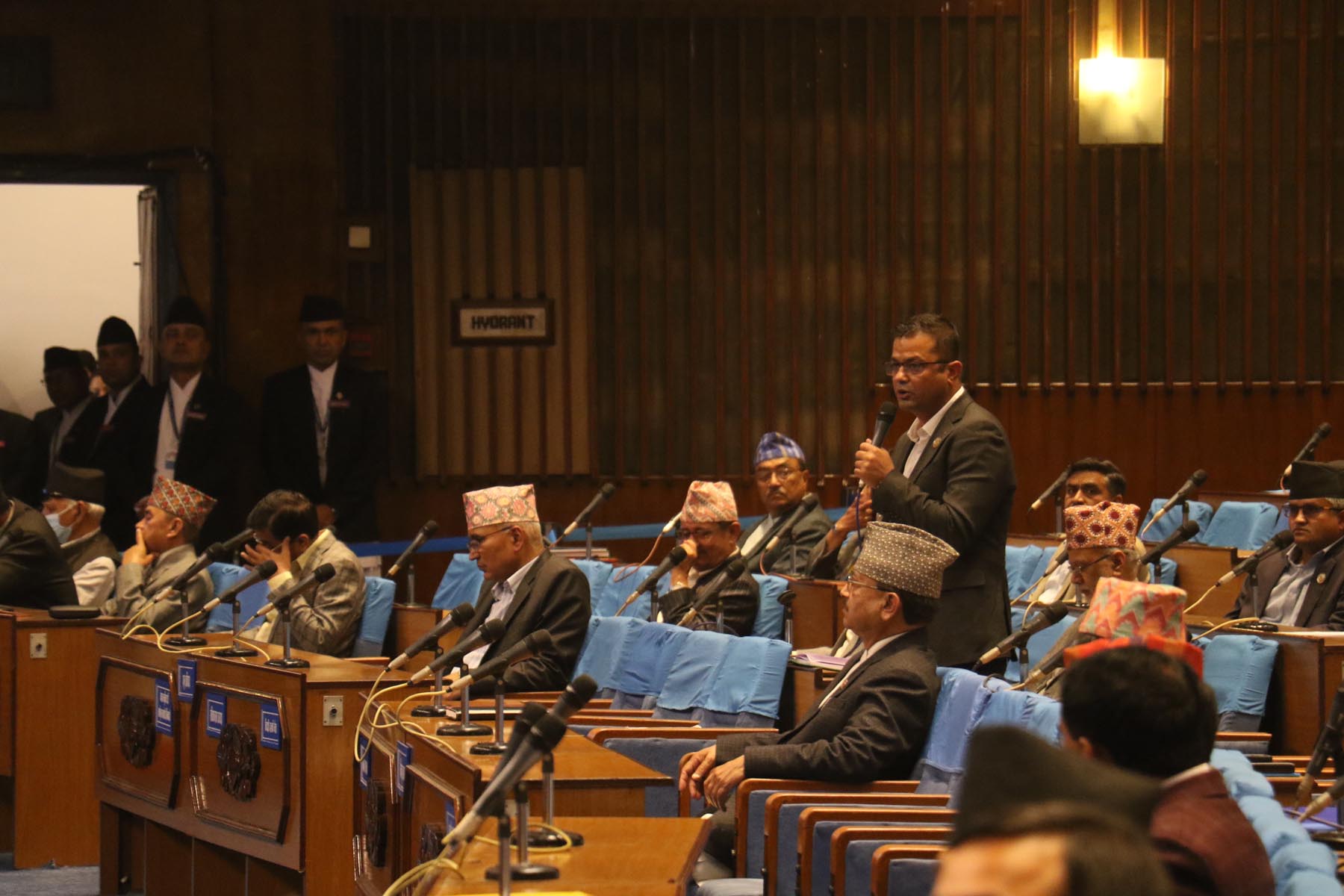 सुन प्रकरण छानबिन गर्न संसद्मा एमालेको माग