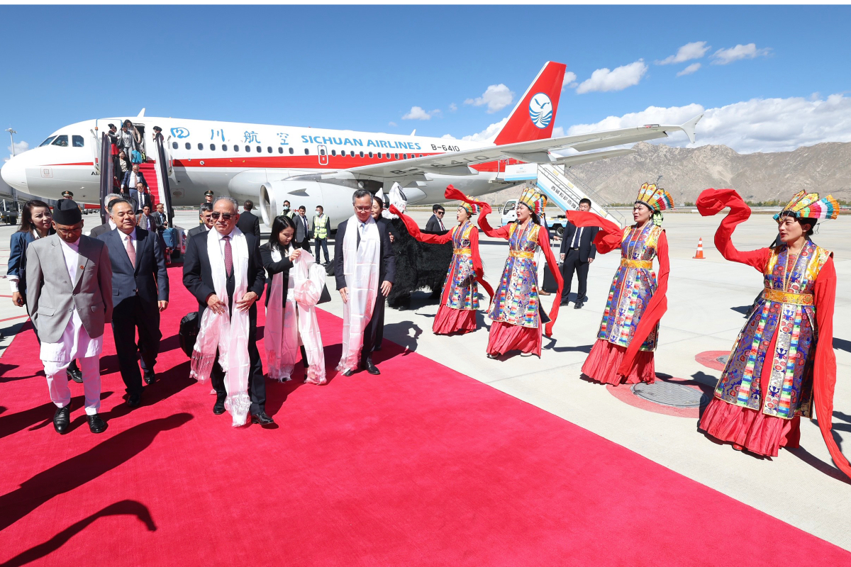 चीन भ्रमणमा रहेका प्रधानमन्त्री प्रचण्ड आज मानसरोवर जाँदै 