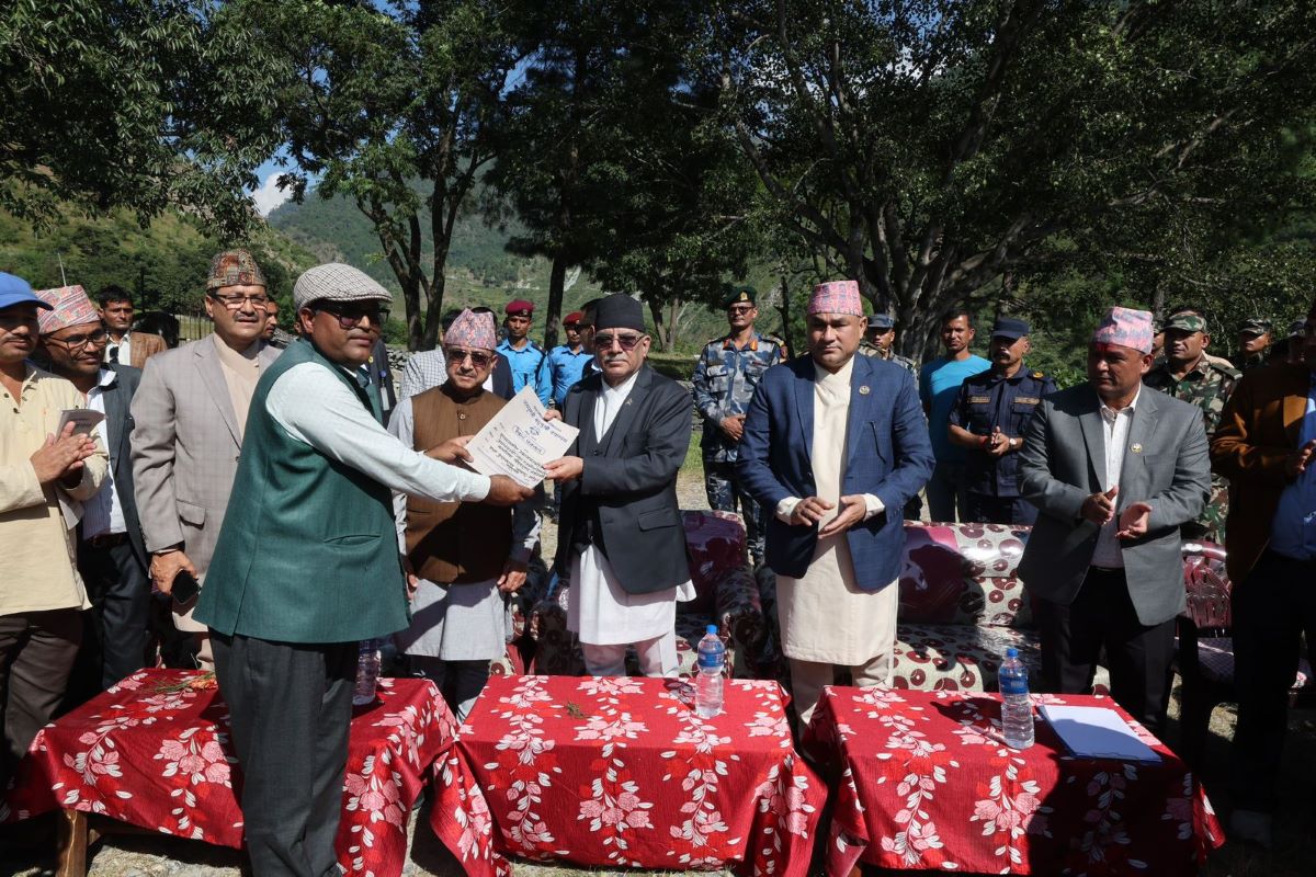 सरकारले बझाङ भूकम्प पीडितलाई घर बनाउन ५० हजार दिने