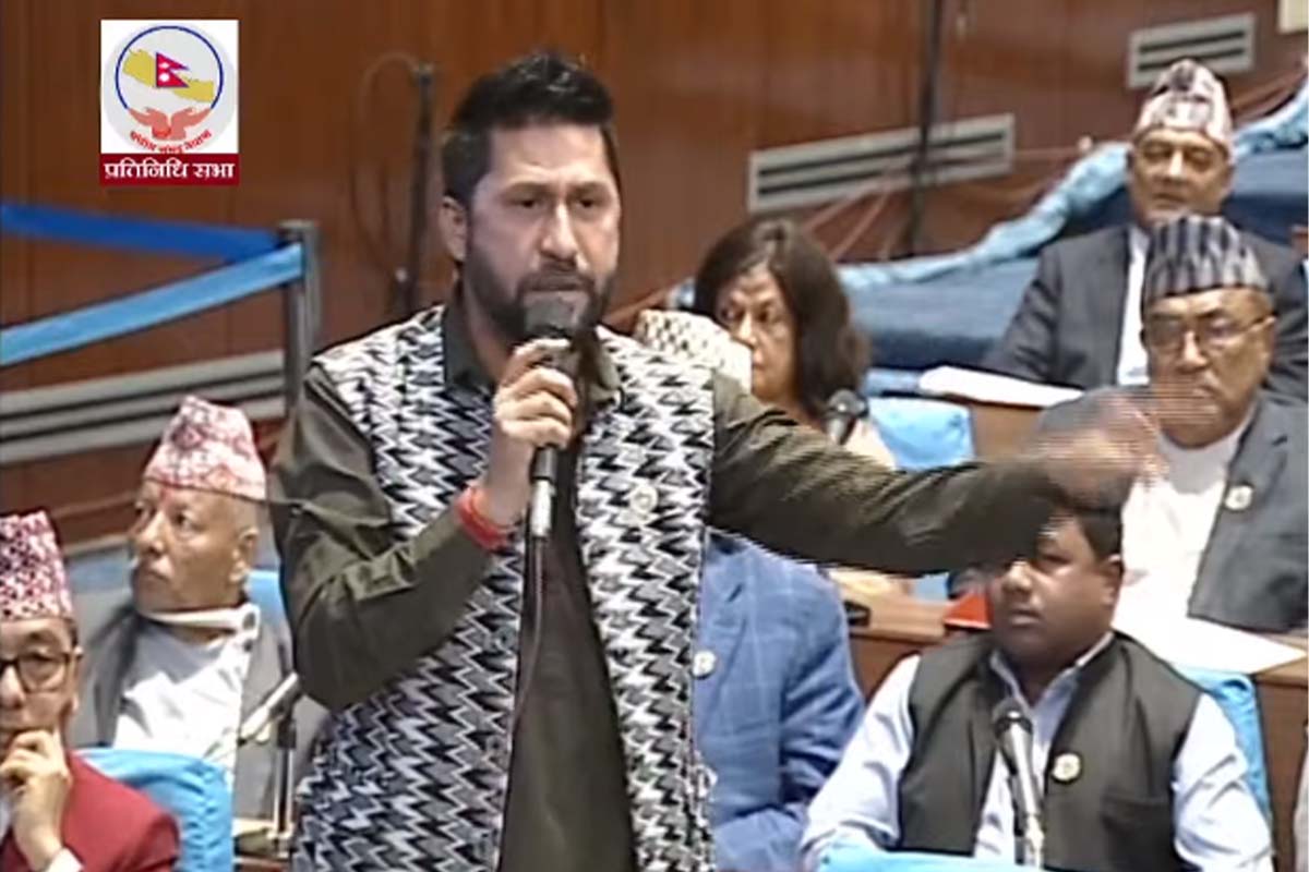 रवि लामिछानेको आक्रोश : संसद् तीन दलको बन्धक होइन 