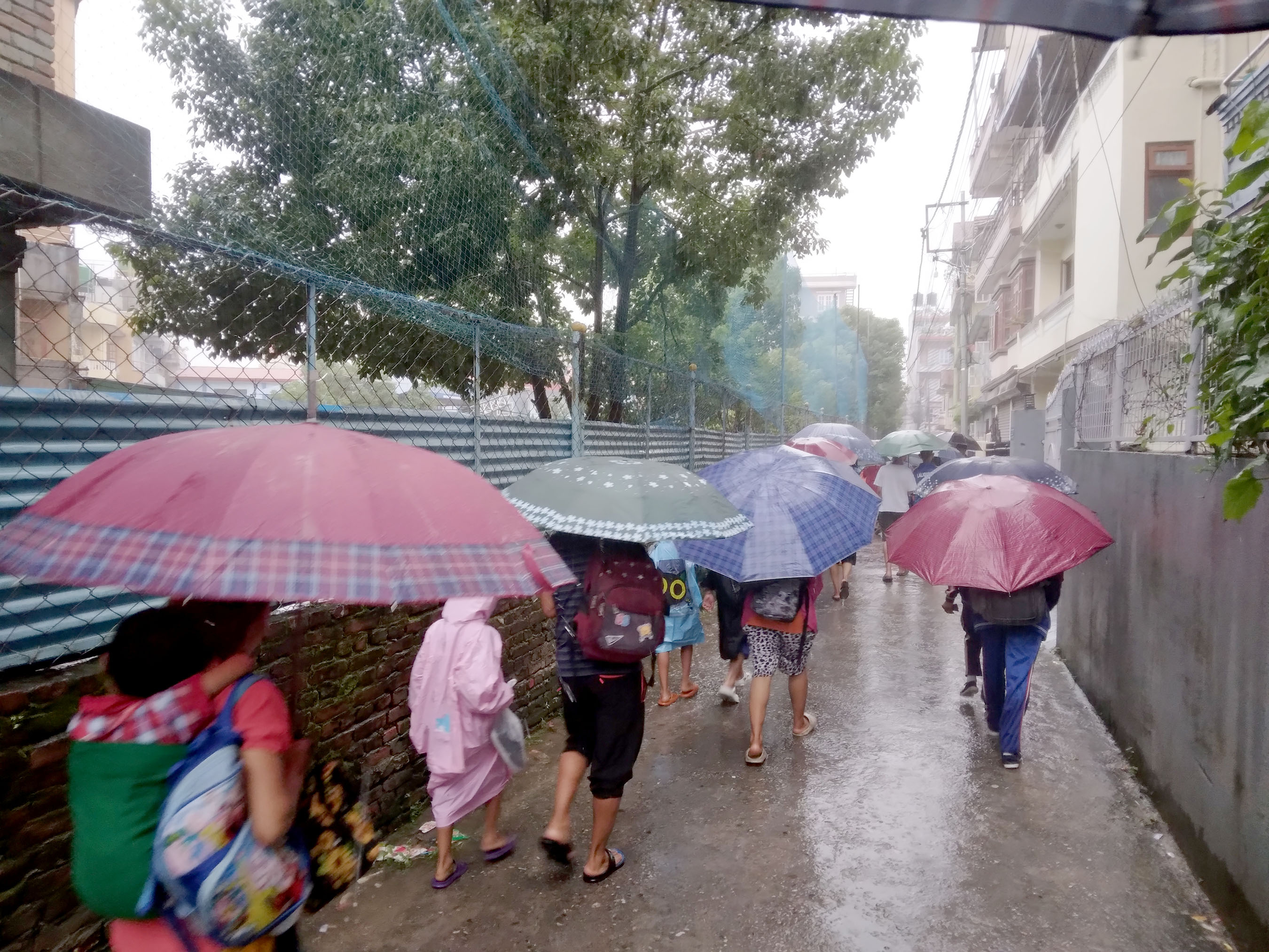 यी स्थानमा आज भारीदेखि अति भारी वर्षाको सम्भावना, पछिल्लो १२ घण्टामा कहाँ कति पानी पर्यो?