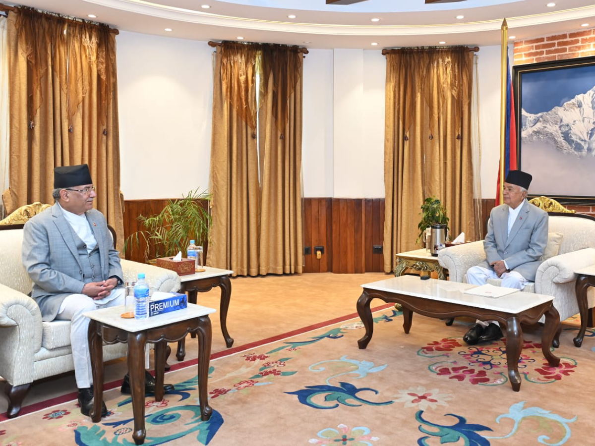 राष्ट्रपति पौडेल र प्रधानमन्त्री प्रचण्डबीच भेटवार्ता