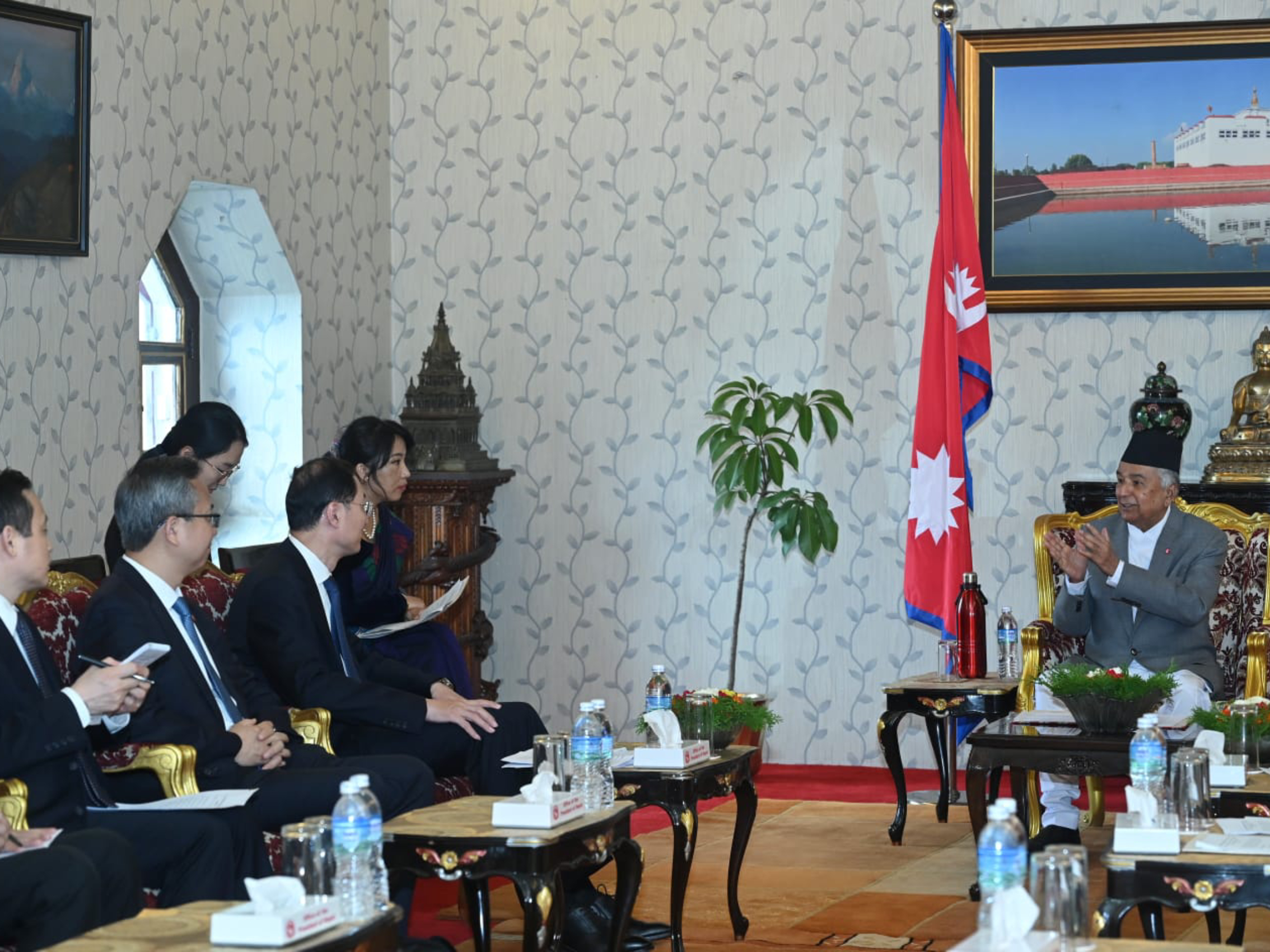 राष्ट्रपतिसँग चीनका उपविदेशमन्त्रीको शिष्टाचार भेट