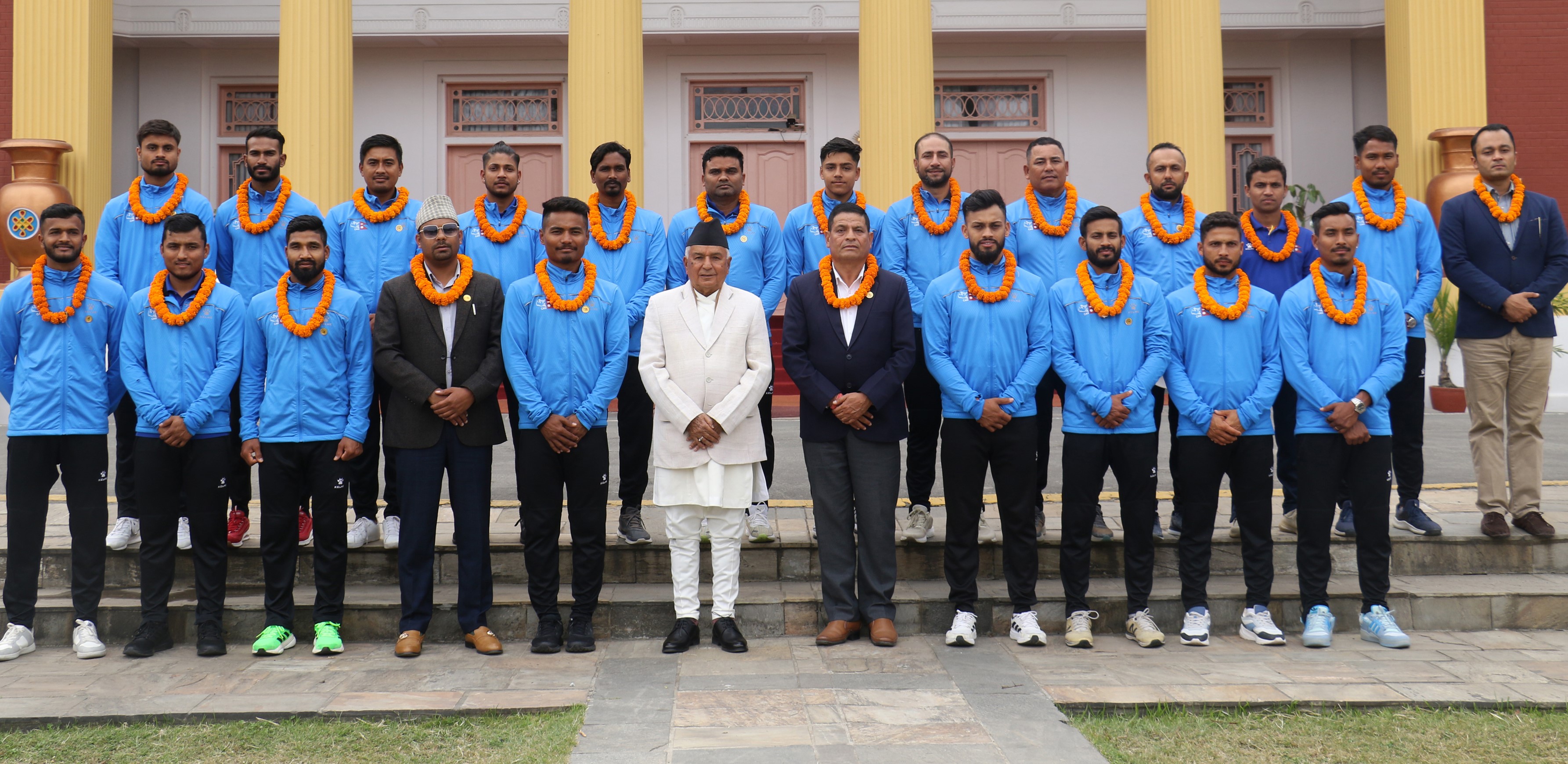 खेलाडीको मनोबल बढाउनुपर्छ, खेल पूर्वाधारमा ध्यान दिनुपर्छ : राष्ट्रपति पौडेल