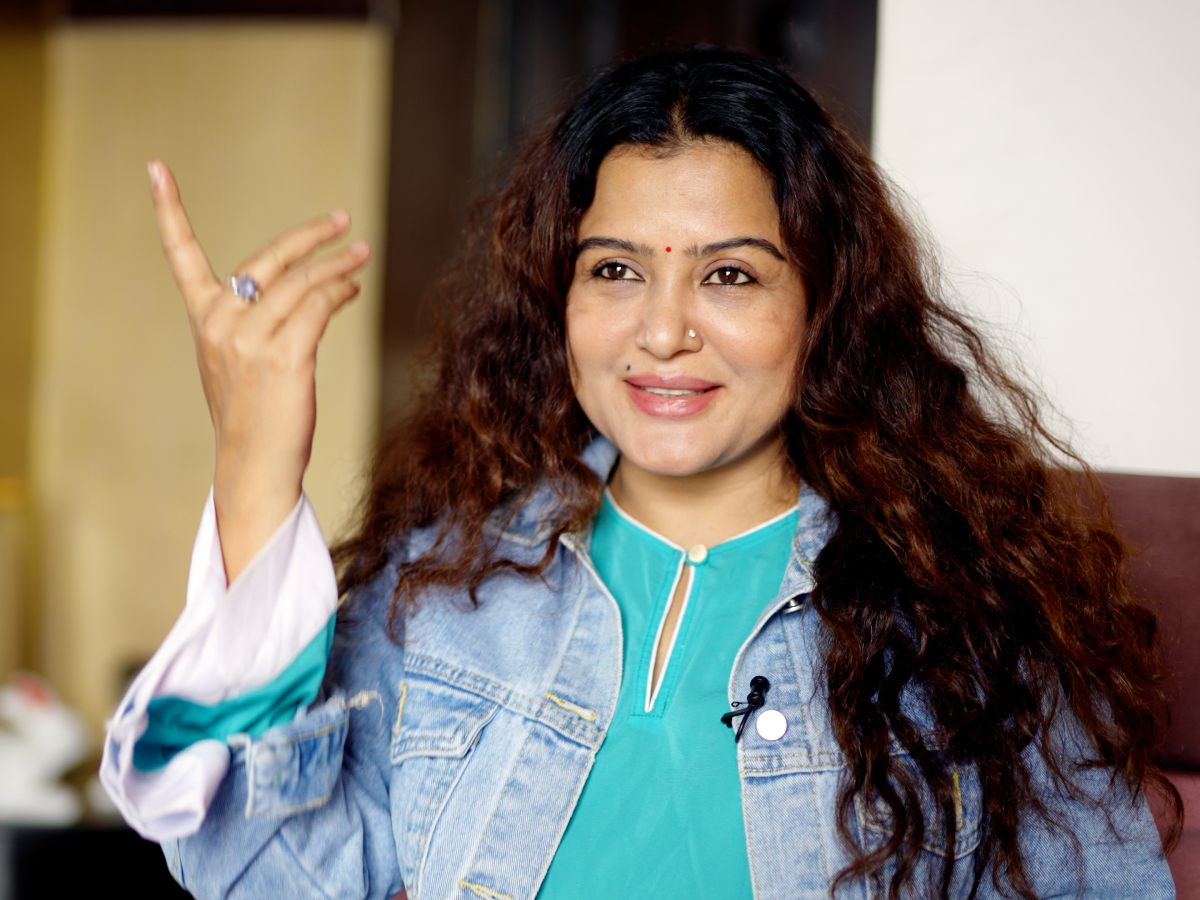 अभिनेत्री रेखा थापाले आफू गर्भवती भएको सार्वजनिक गर्दै भनिन्– ‘यस्तो अवस्थामा झन् धेरै काम जाँगर चल्यो’ 