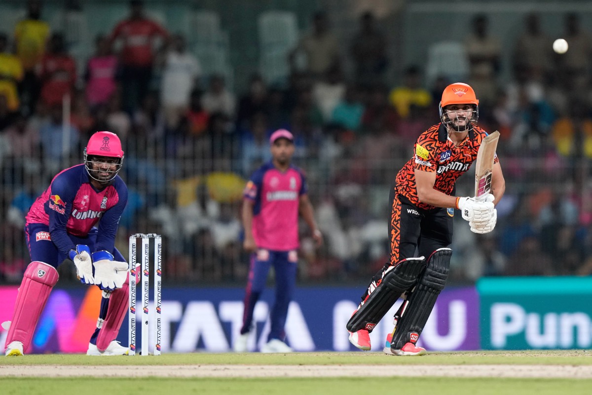 हैदराबाद आईपीएलको फाइनलमा, कोलकातासँग खेल्ने