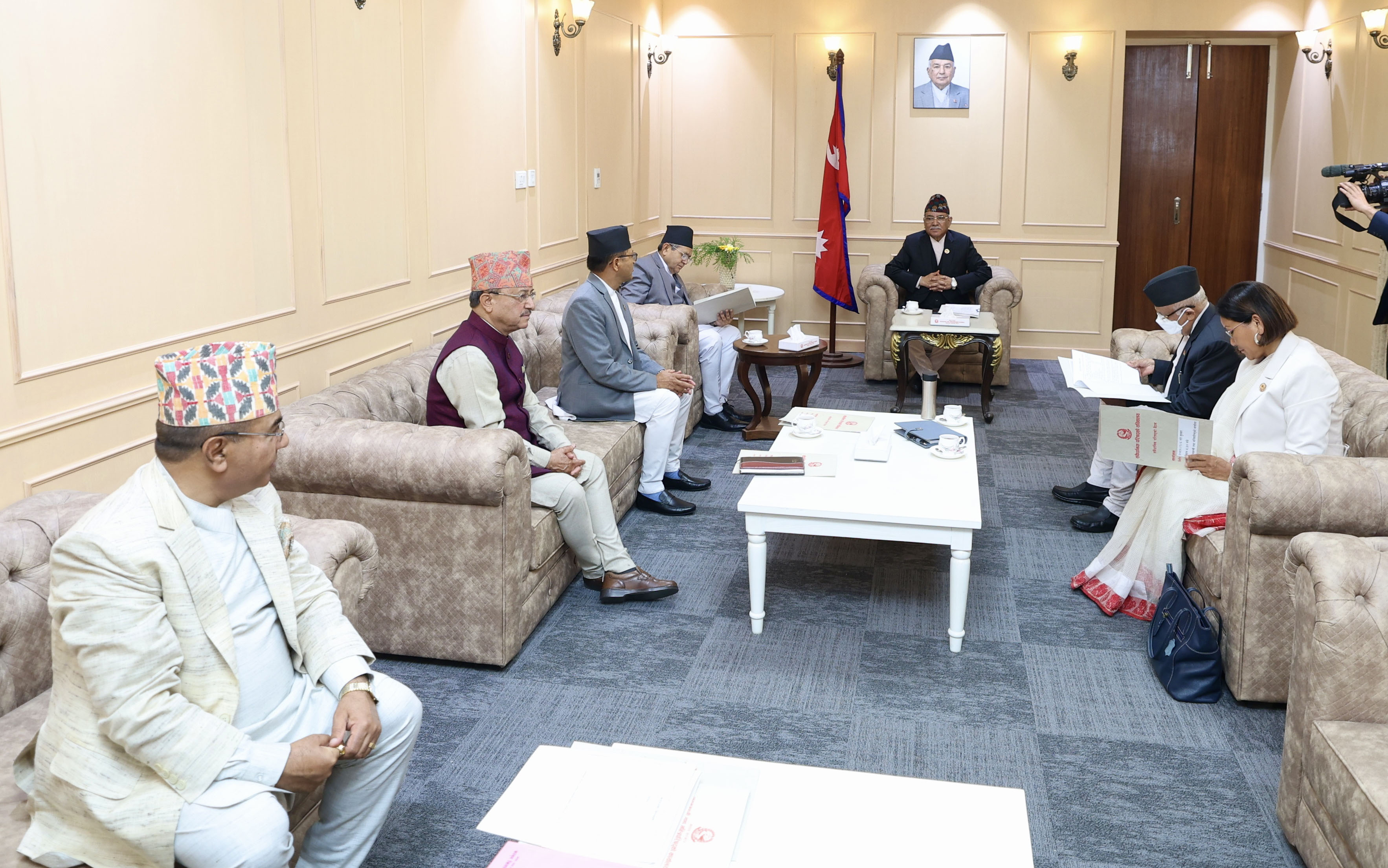 प्रधानन्यायाधीश नियुक्तिबारे छलफल गर्न संवैधानिक परिषद्को बैठक सुरु