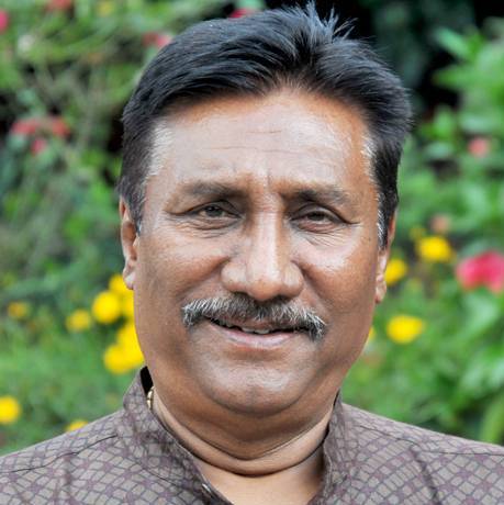 शरतसिंह भण्डारी श्रम मन्त्री बन्दै