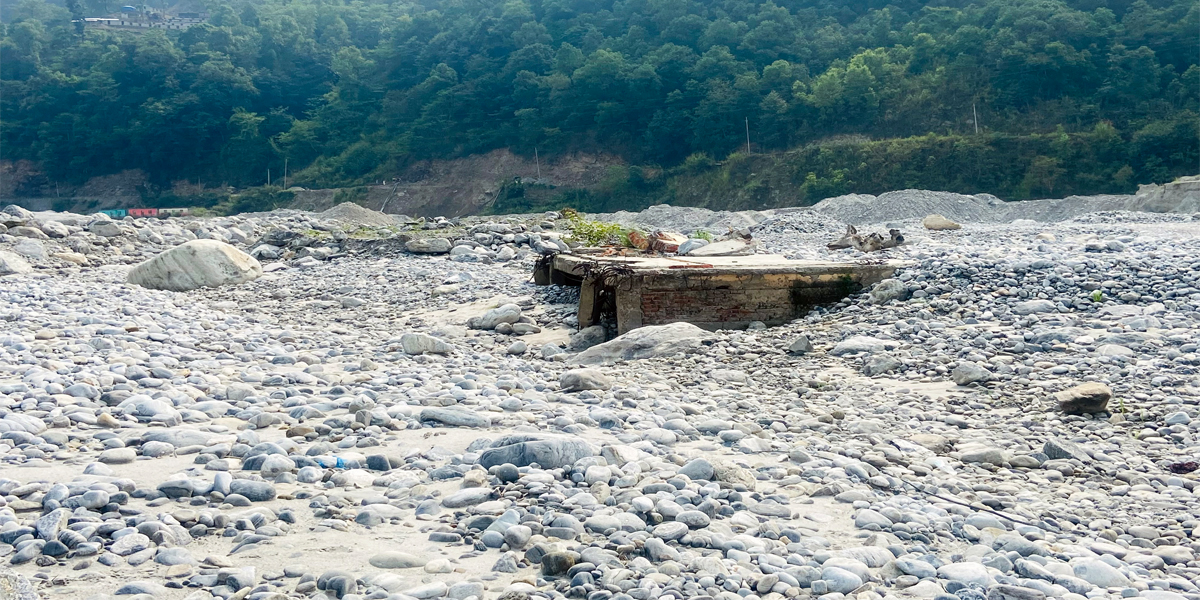 बाढीले मेलम्ची र फट्टेको ह्युमपाइपमा क्षति पुर्‍यायो