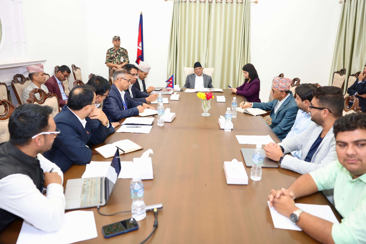 सवारी लाइसेन्समा देखिएको समस्या तत्काल समाधान गर्न प्रधानमन्त्रीको निर्देशन