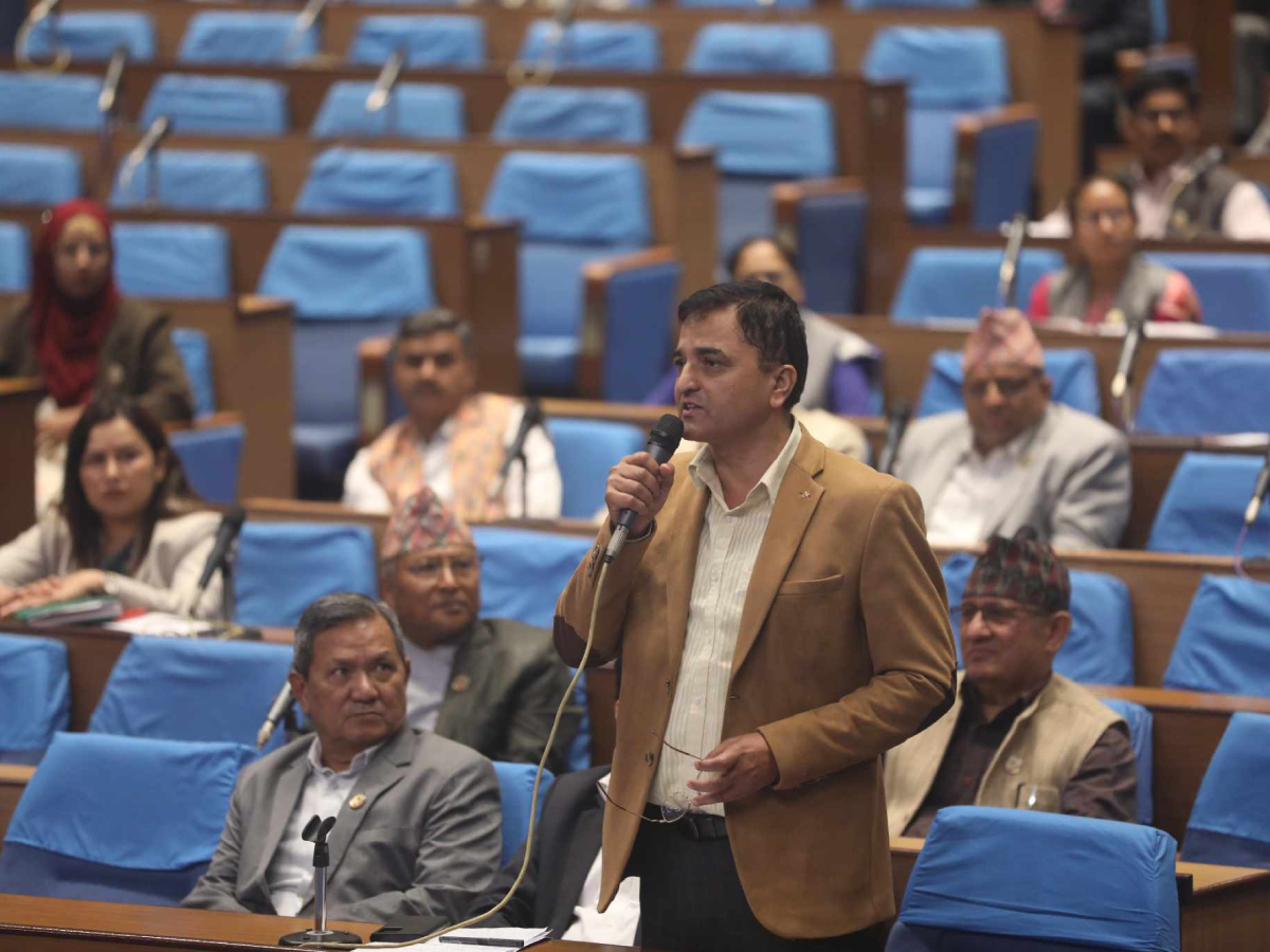 कांग्रेसप्रति कटाक्ष गर्दै योगेशको प्रश्न– ०४६ पछिका सबै प्रकरणमा छानबिन गर्न तयार हो? 