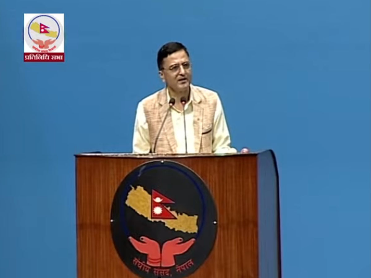 कानुनमन्त्रीले कानुन हातमा लिएको एमाले सचिव भट्टराईको आरोप 